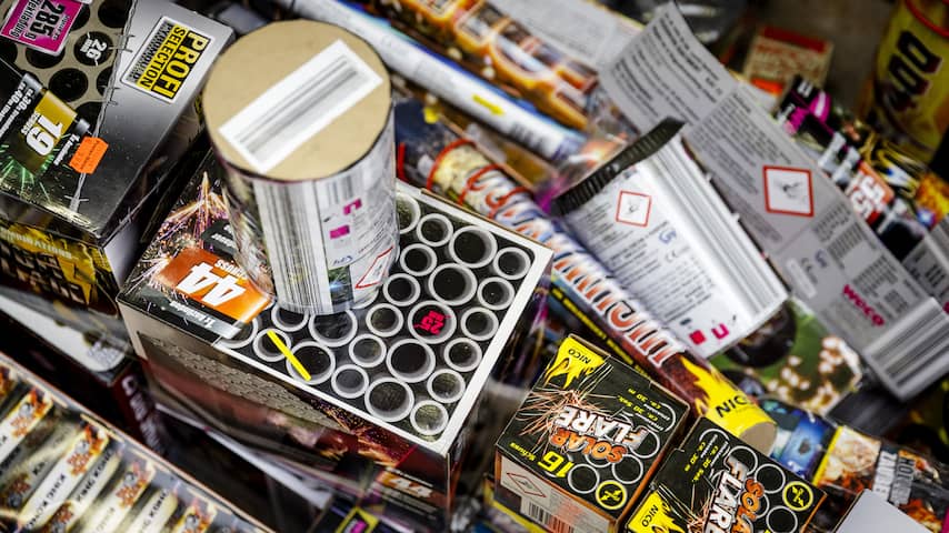 Stuk Minder Illegaal Vuurwerk In Beslag Genomen Dan In Voorgaande Jaren ...