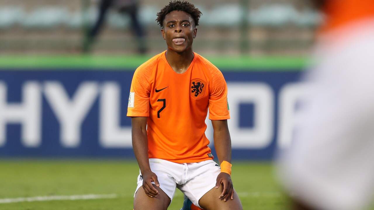 Bondscoach hoopt dat Oranje onder 17 over paar maanden kan genieten van WK