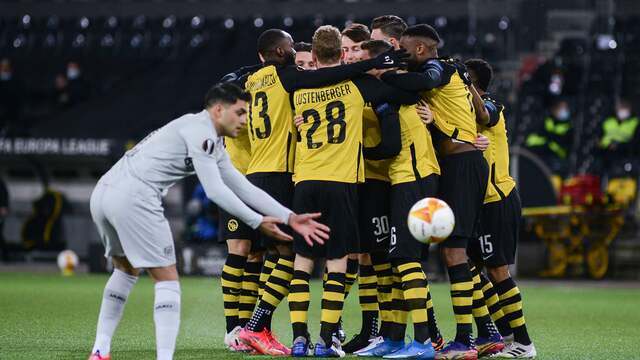 Young Boys was twee keer te sterk voor het Bayer Leverkusen van voormalig Ajax-trainer Peter Bosz.