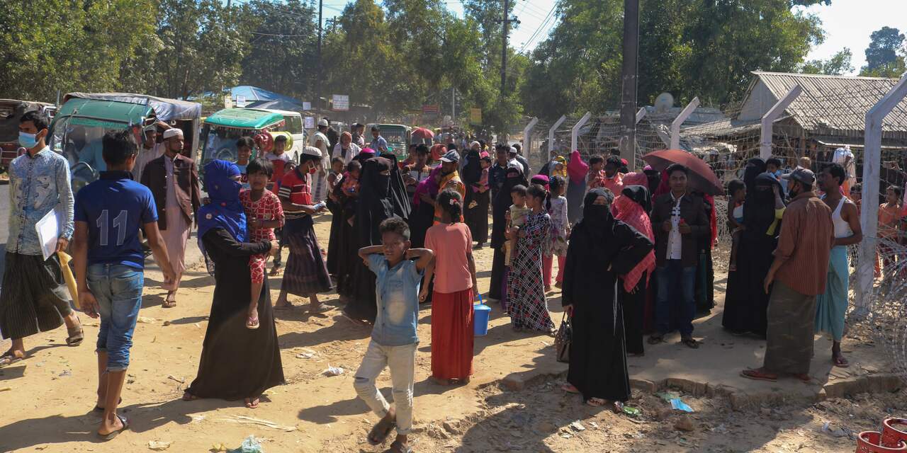 Bangladesh begint met verplaatsing van Rohingya's naar afgelegen eiland