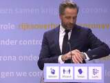 'Vasthoudende beller' stoort De Jonge tijdens coronapersconferentie