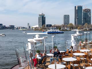 Amsterdam halveert riviercruises en loopt 63 miljoen euro mis