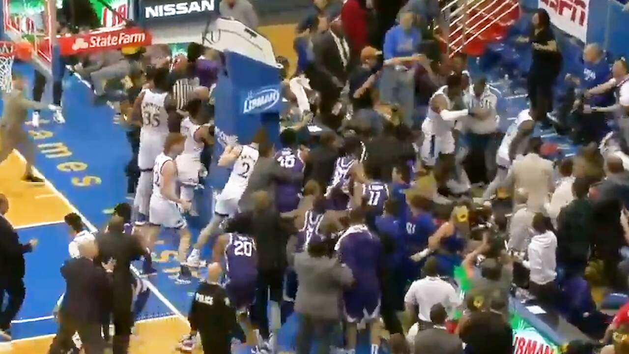 Basketbalduel in Kansas ontaardt in massale vechtpartij