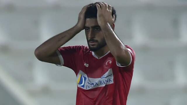 Verdediger maakt knullig eigen doelpunt in Qatar