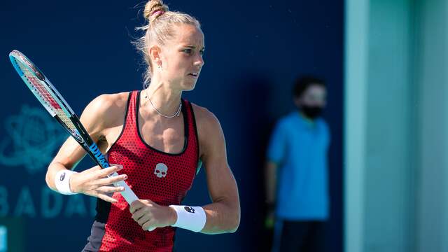 Arantxa Rus krijgt het niet makkelijk in de openingsronde van de Australian Open.