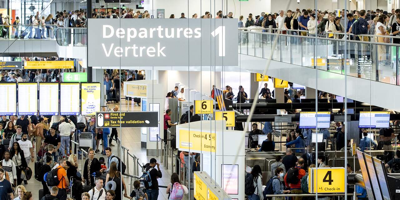 Schiphol en Eindhoven Airport vergoeden kosten van gedupeerde reizigers