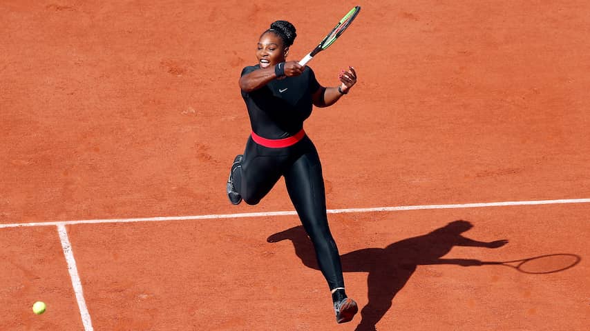 Serena Williams mag strakke catsuit toch aan op Roland Garros 