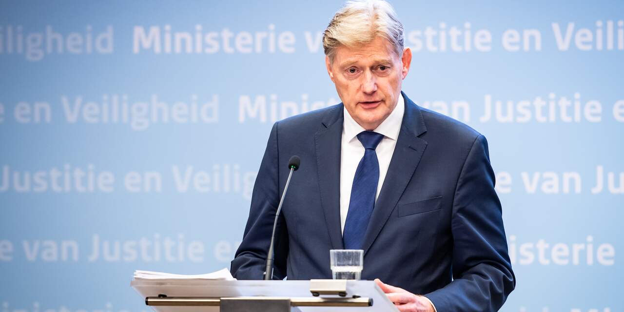 Tijdelijke minister voor Medische Zorg Van Rijn treedt 9 juli terug