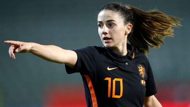 Daniëlle van de Donk was een van de zes doelpuntenmakers tegen België.