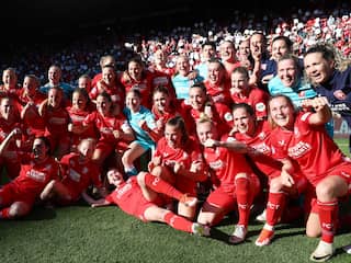 FC Twente Vrouwen benut derde kans wél en grijpt op slotdag negende landstitel