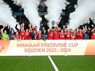 Landskampioen FC Twente pakt ook Eredivisie Cup dankzij blunder PSV-keeper