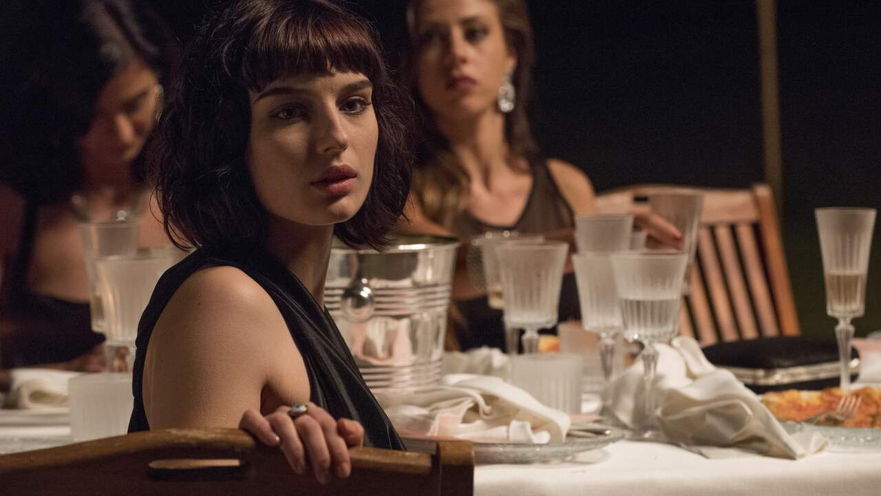 Bekijk hier de trailer van Loro