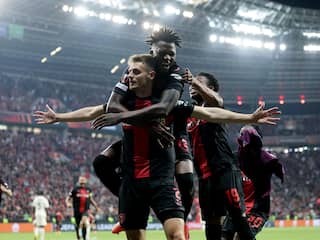 Leverkusen blijft op miraculeuze wijze ongeslagen en treft Atalanta in EL-finale
