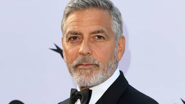 George Clooney op scooter aangereden in Italië | NU - Het ...