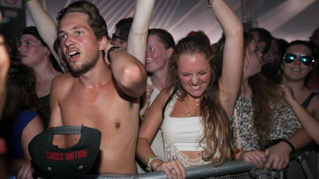 Publiek tijdens Lowlands in het precoronatijdperk.