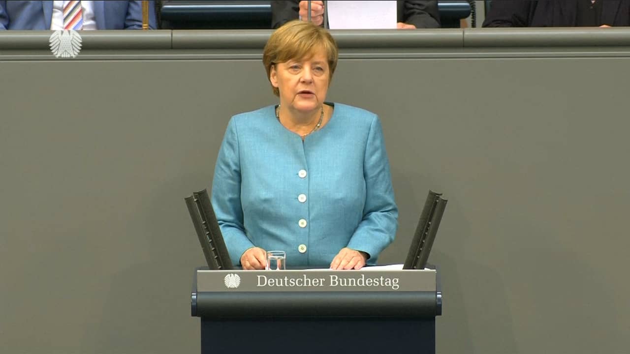 Beeld uit video: Merkel: 'Klimaatverandering is de grootste uitdaging die de mensheid kent' 