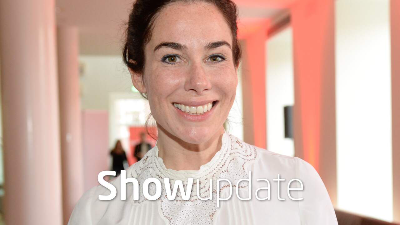 Beeld uit video: Show Update: Fles is Halina's trouwe vriend