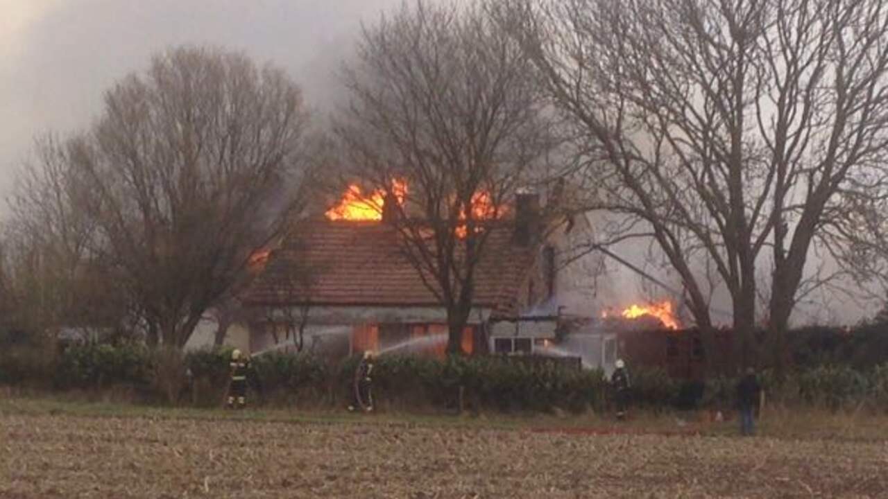 Uitslaande brand in boerderij Veendam | NU - Het laatste ...