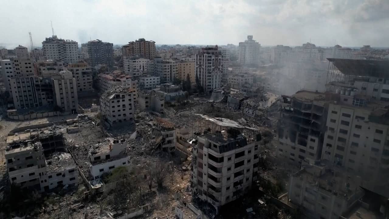 Beeld uit video: Dronebeelden tonen verwoesting in Gaza-Stad na bombardementen