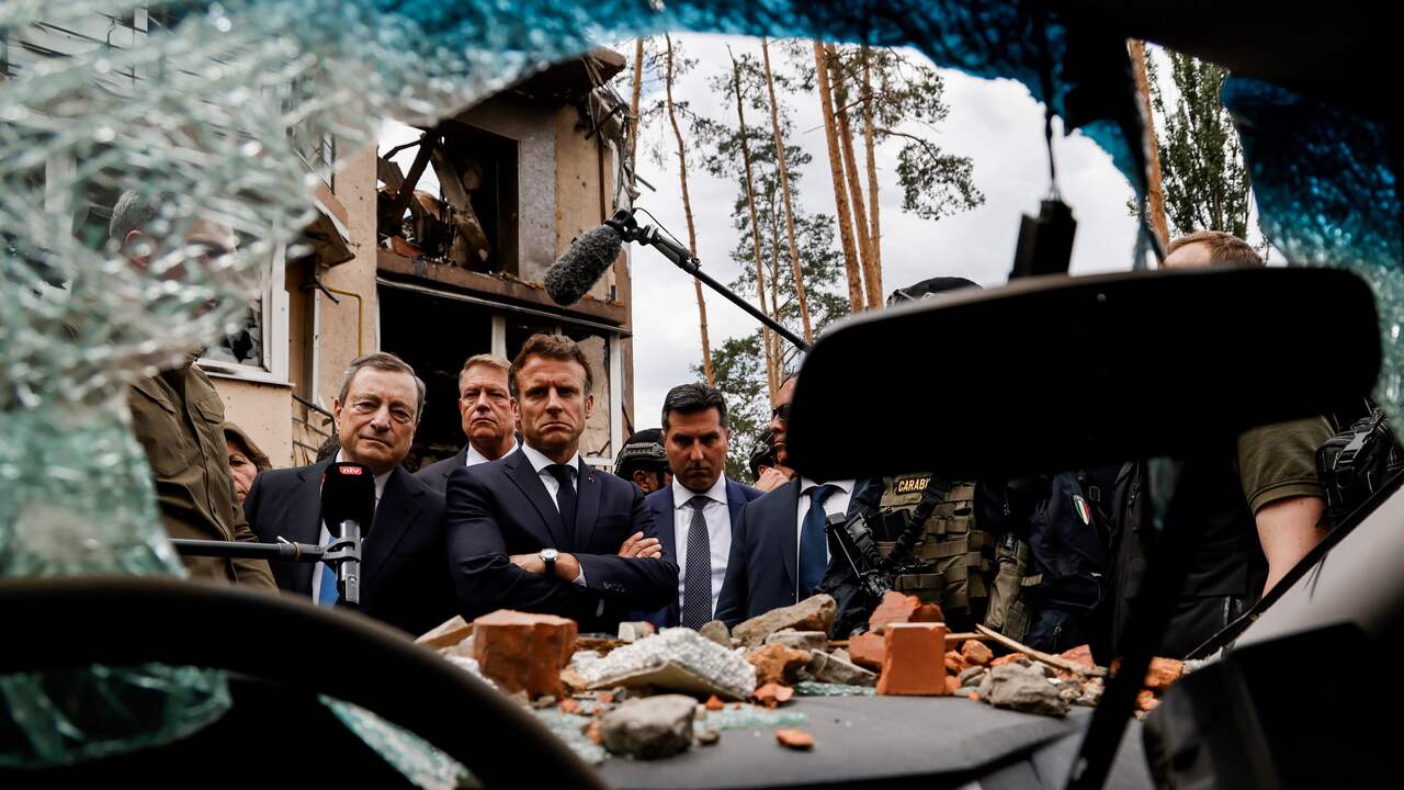 I leader dell’UE incontrano Zelensky e visitano i sobborghi di Kiev duramente colpiti |  ADESSO