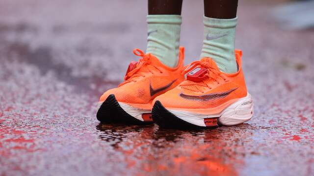 De supersnelle schoenen hebben al voor veel records gezorgd in de atletiek.
