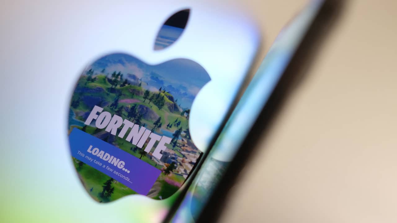 Apple deals iphone fortnite