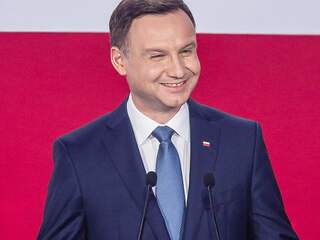 President Polen dreigt met blokkade hervorming hooggerechtshof 