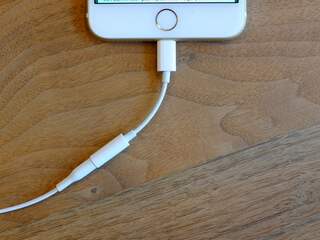 iPhone 7 dongel Lightning audio