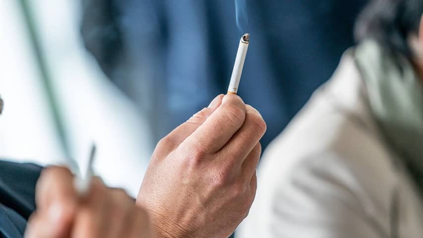 Roken maakte het leven duurder in mei