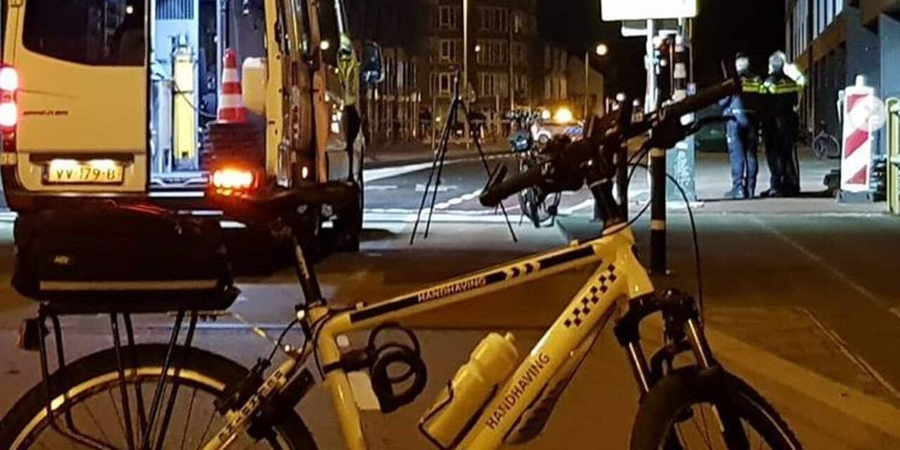 Automobilist rijdt door na ongeval met fietser (23) op Adelaarsstraat