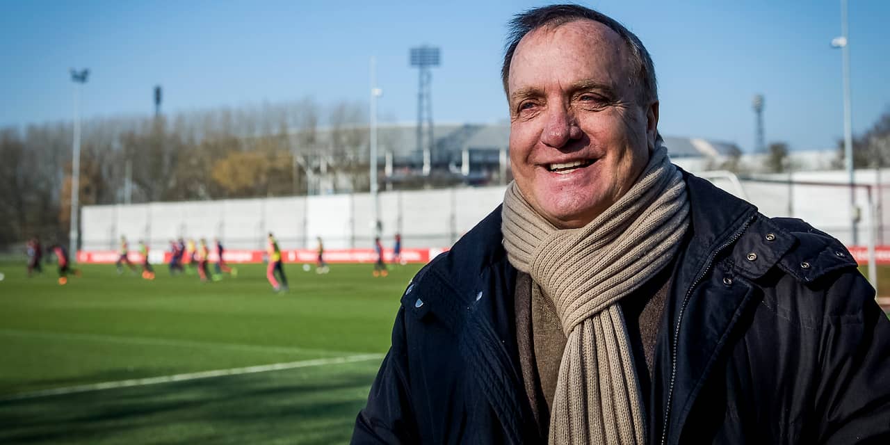 Advocaat leidt eerste training sinds aanstelling bij Feyenoord
