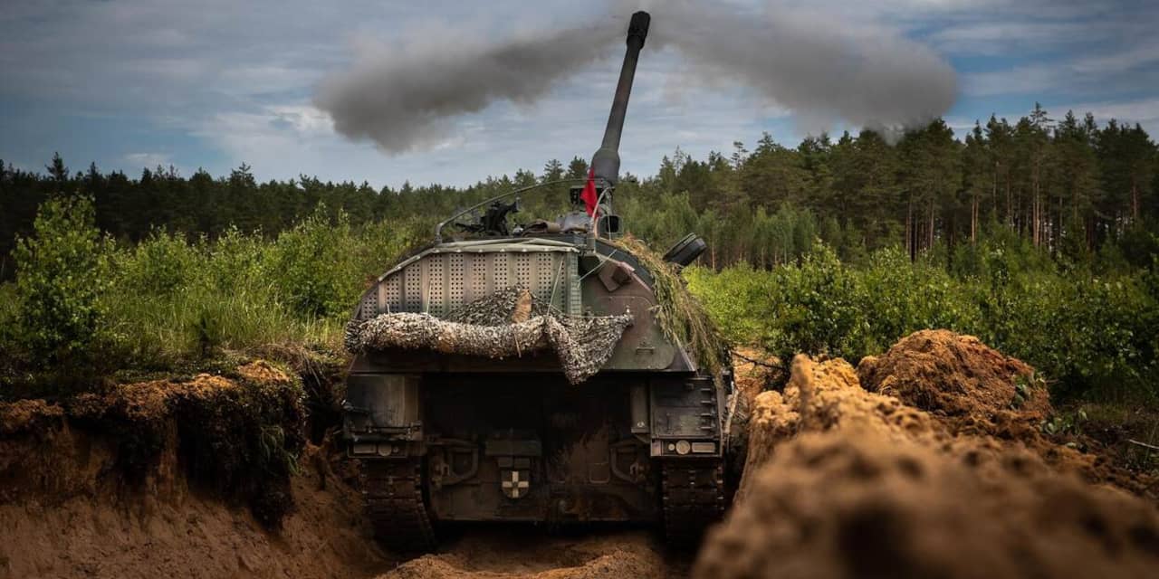 Nederlandse en Duitse pantserhouwitsers aangekomen in Oekraïne