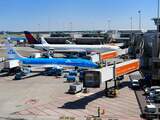 'Gedupeerde passagiers van tankstoring Schiphol krijgen geld niet terug'