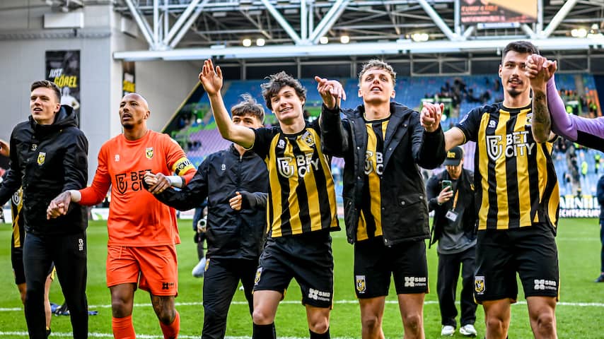 Vitesse wint na rampweek: 'Juichen is dubbel, maar wilden fans wat teruggeven'
