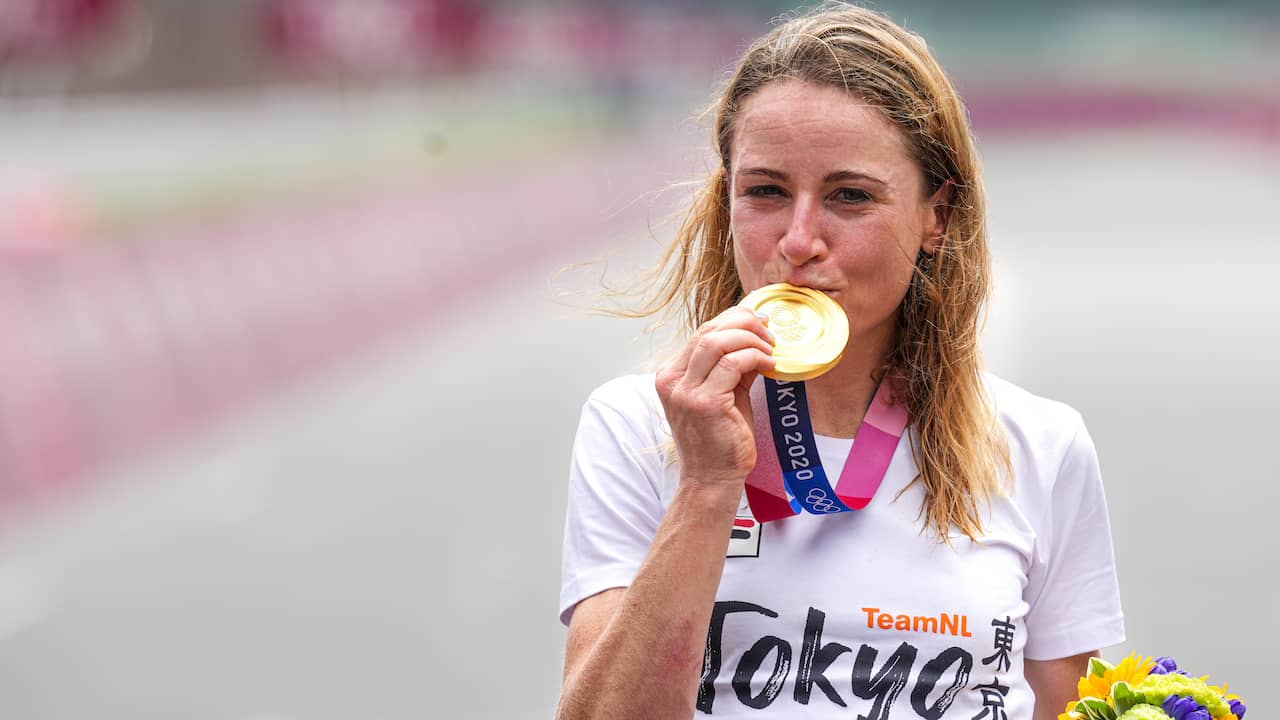 Annemiek van Vleuten won gold in the road race in 2021.