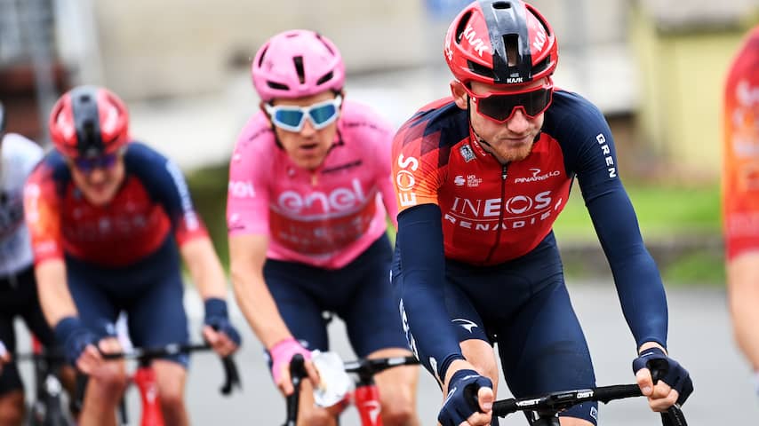 Geoghegan Hart houdt gebroken heup over aan valpartij in Giro d'Italia