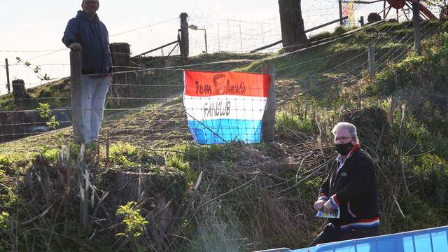 Two fans of Tom Dumoulin along the Amstel Gold Race course.