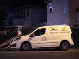Donderdag was er een woningoverval aan de Limburgsingel in Arnhem. Na de overval gingen de bewoners, de 32-jarige vrouw en 34-jarige man, achter de verdachte aan in een busje van een pizzakoerier dat in de straat stond. 
