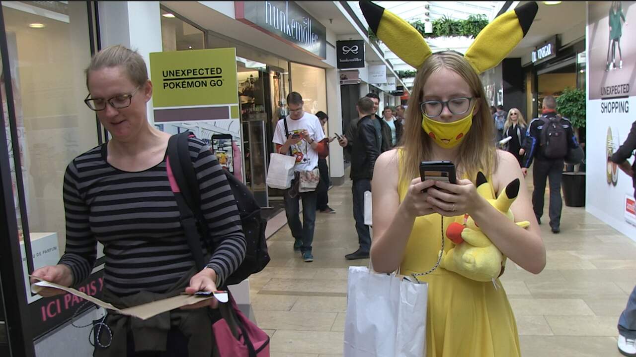 Beeld uit video: Duizenden mensen bij Pokemon Go-event in Amstelveen