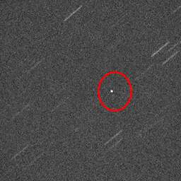 Video | Astronoom legt op video vast hoe planetoïde vlak langs aarde scheert