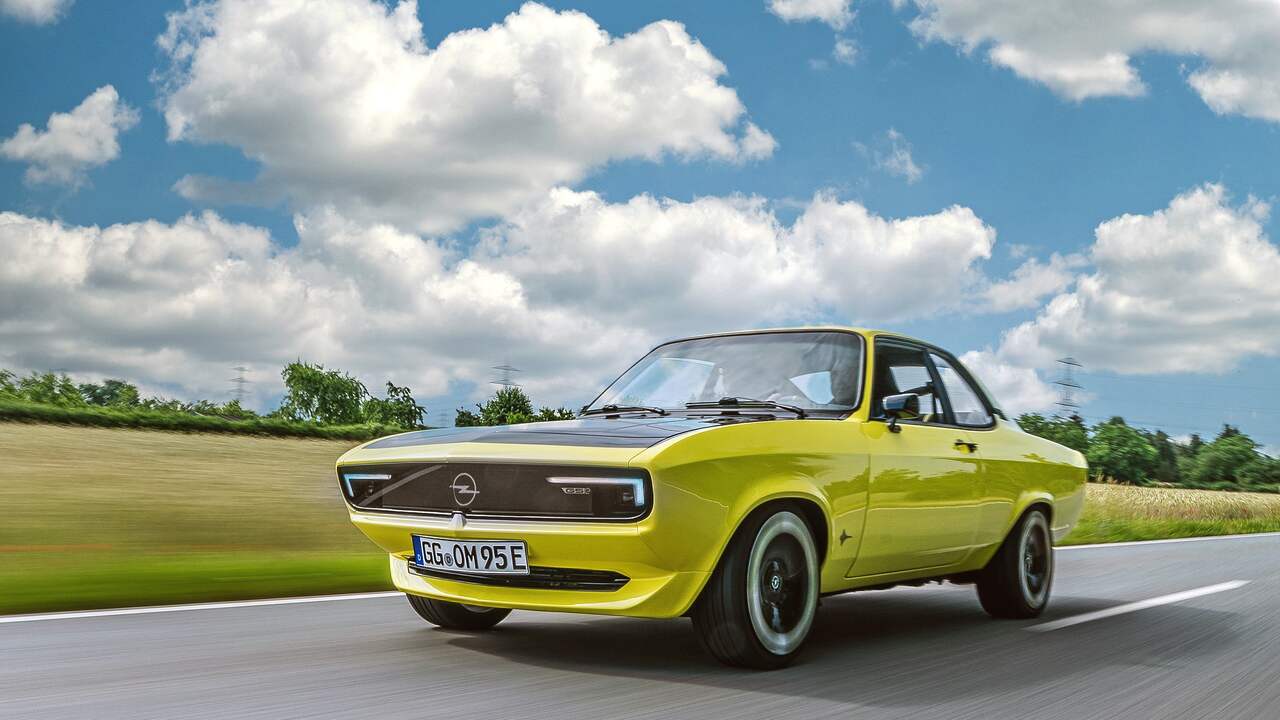 Beeld uit video: Eerste rijtest: Opel Manta GSe Elektromod
