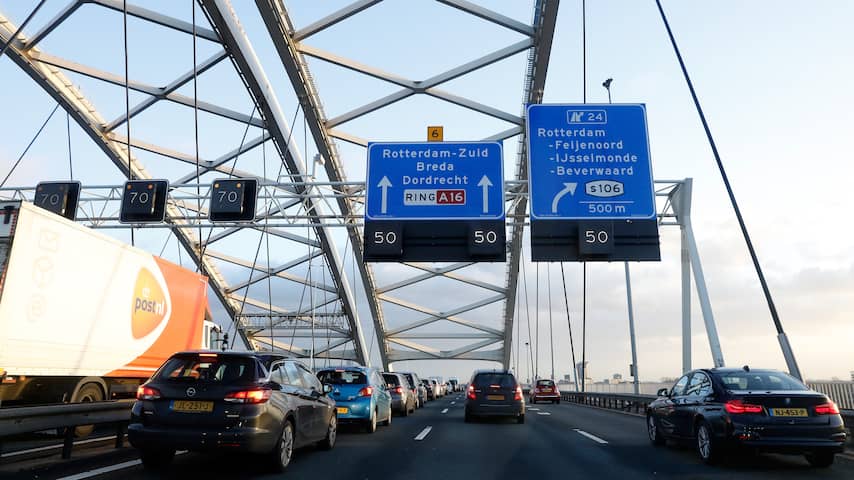 Rotterdam en Den Haag slaan alarm om slechte staat Van Brienenoordbrug