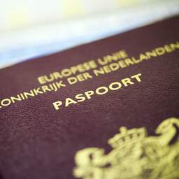 Privacywaakhond wil liever geen landelijke database voor paspoortgegevens