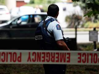 49 doden door aanslagen op moskeeën in Nieuw-Zeeland