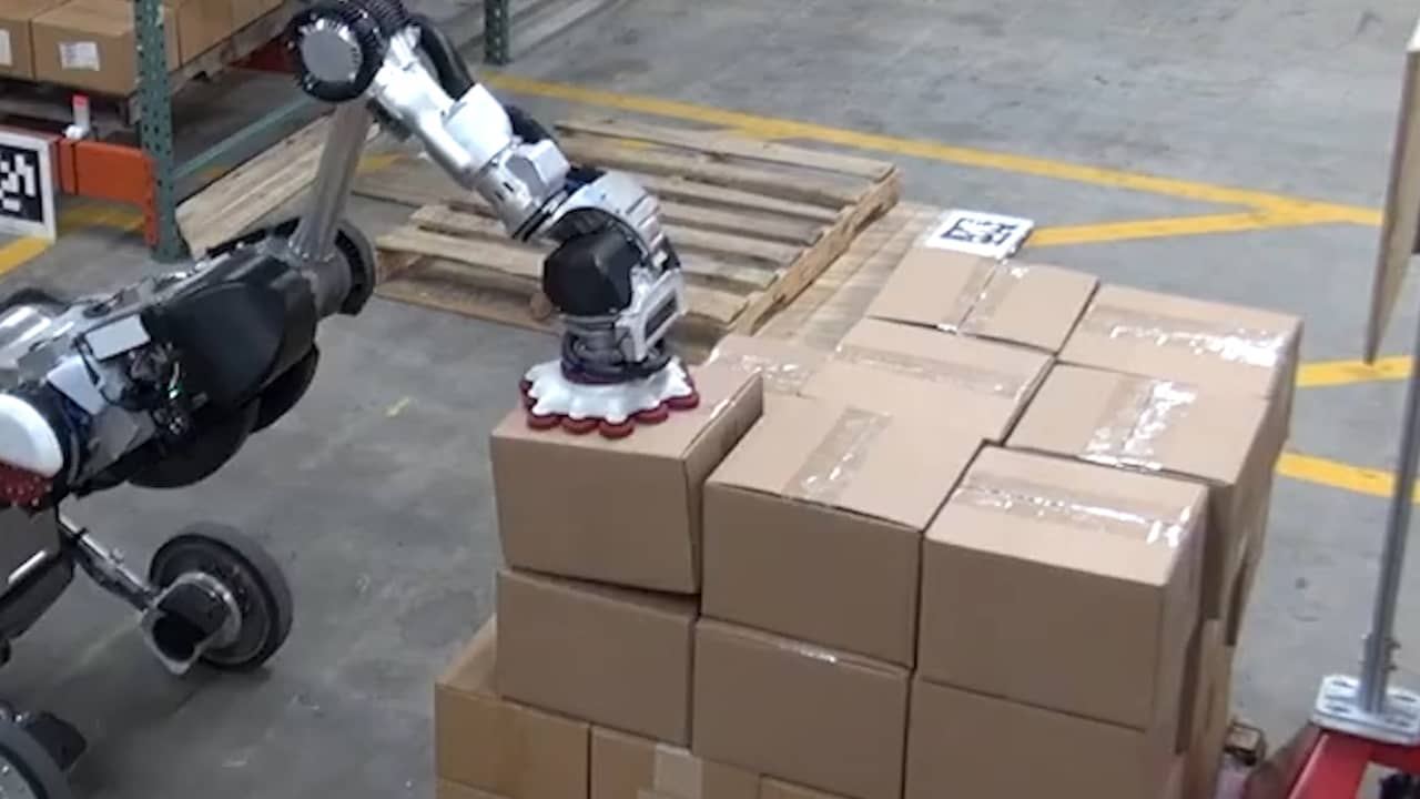 Beeld uit video: Slimme robot kan autonoom perfect pakketten stapelen