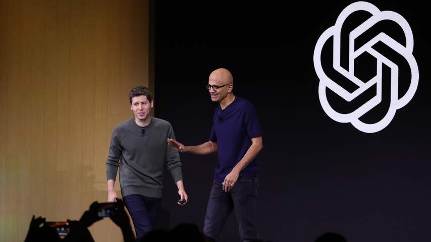 Sam Altman En Satya Nadella Bij Openai