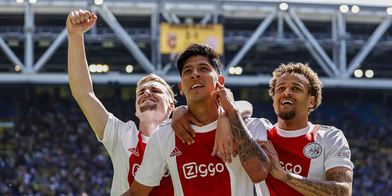 Kampioen Ajax redt punt in laatste duel onder Ten Hag, PSV sluit wel af met zege