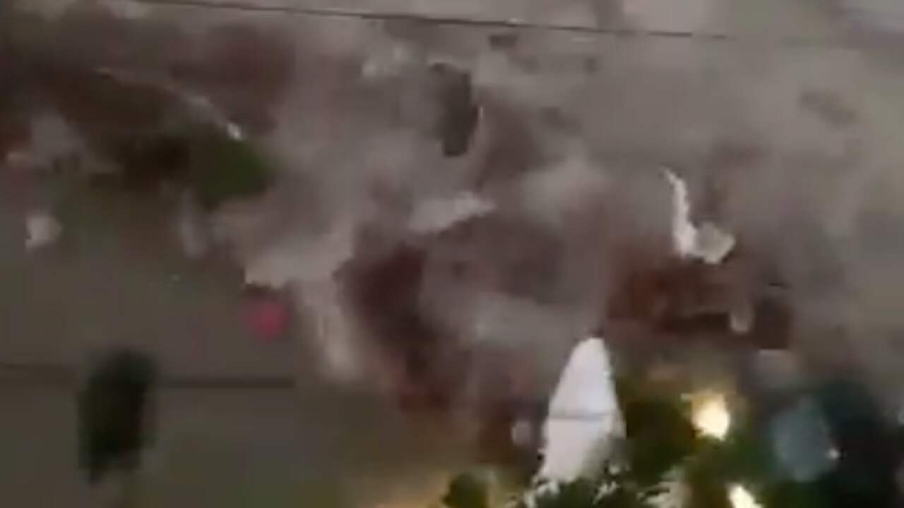 Beeld uit video: Tsunami overspoelt Indonesisch eiland Sulawesi