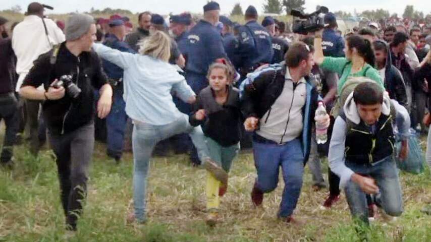 Hongaarse cameravrouw die migranten schopte door rechter vrijgesproken