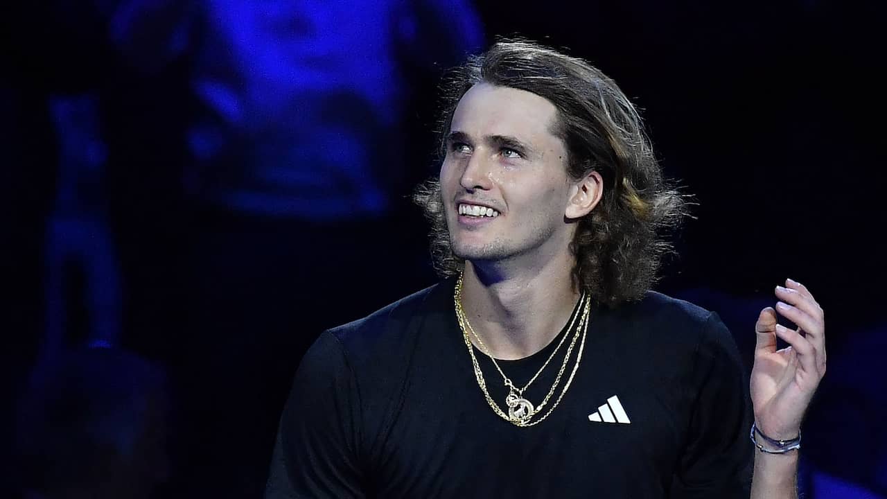 Beeld uit video: Zverev wint van Alcaraz bij ATP Finals in Turijn